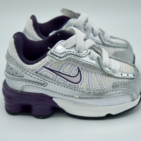 Nike Shox Infant Girl's Sneakers - Picture 4 of 6